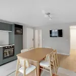 Elegant 3-Bedroom Apartment Near Bastille Paris