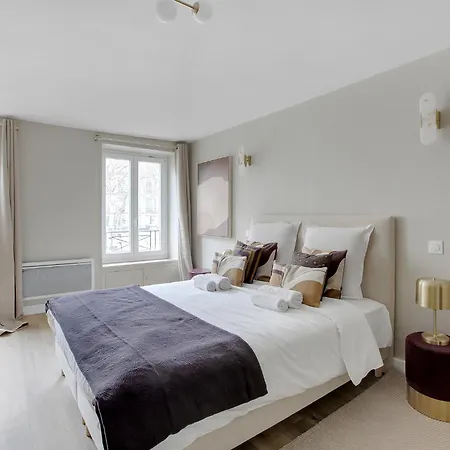 Elegant 3-bedroom Near Bastille Appartamento
